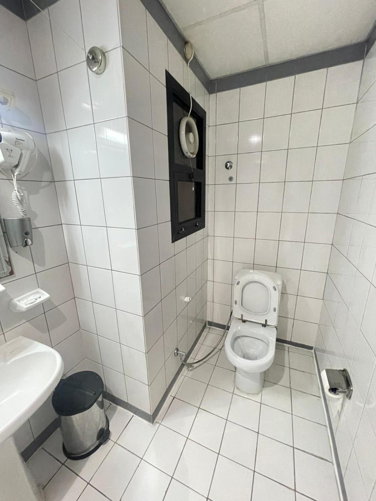 דובאי Tara Hotel Llc מראה חיצוני תמונה