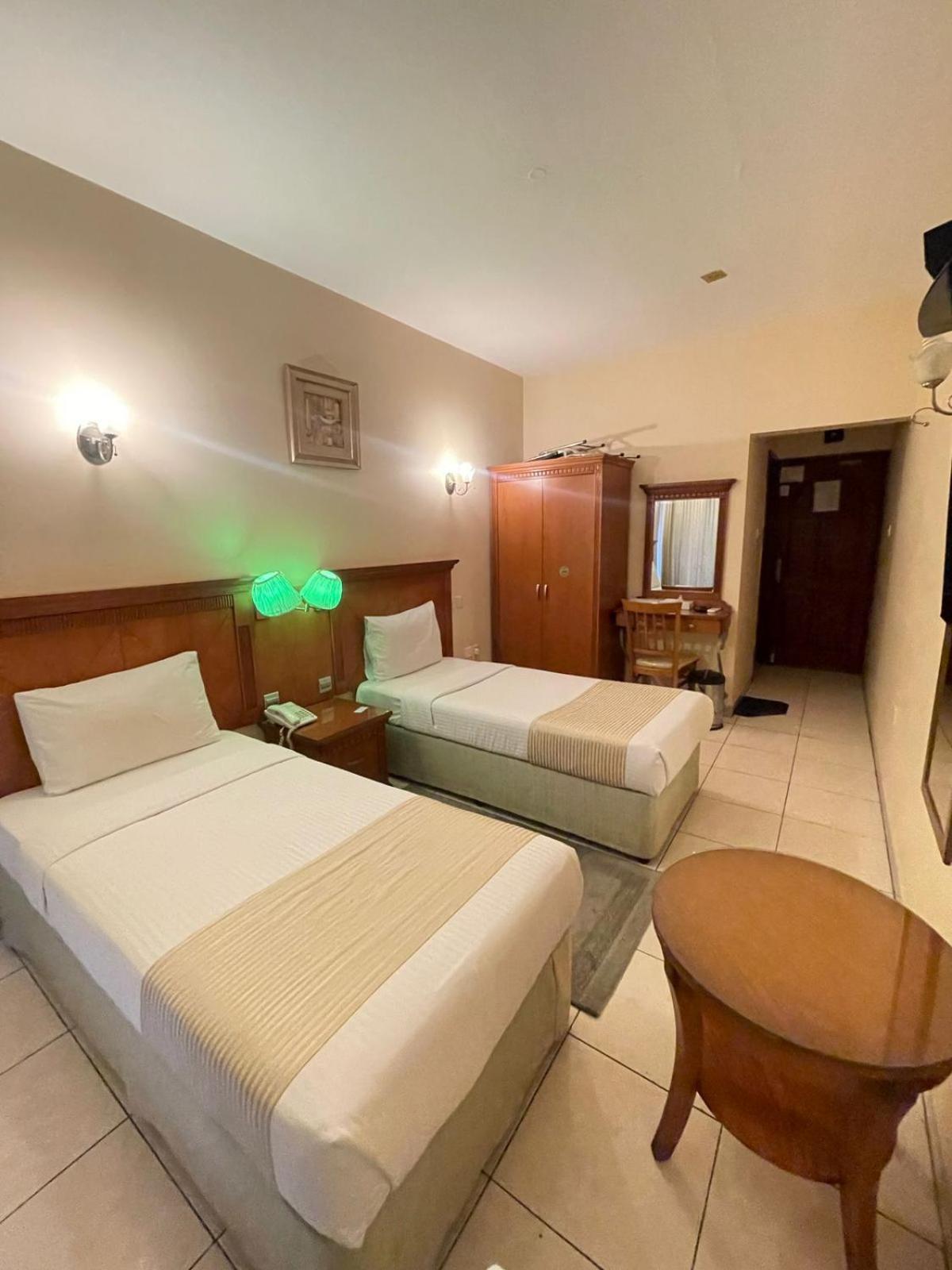 דובאי Tara Hotel Llc מראה חיצוני תמונה