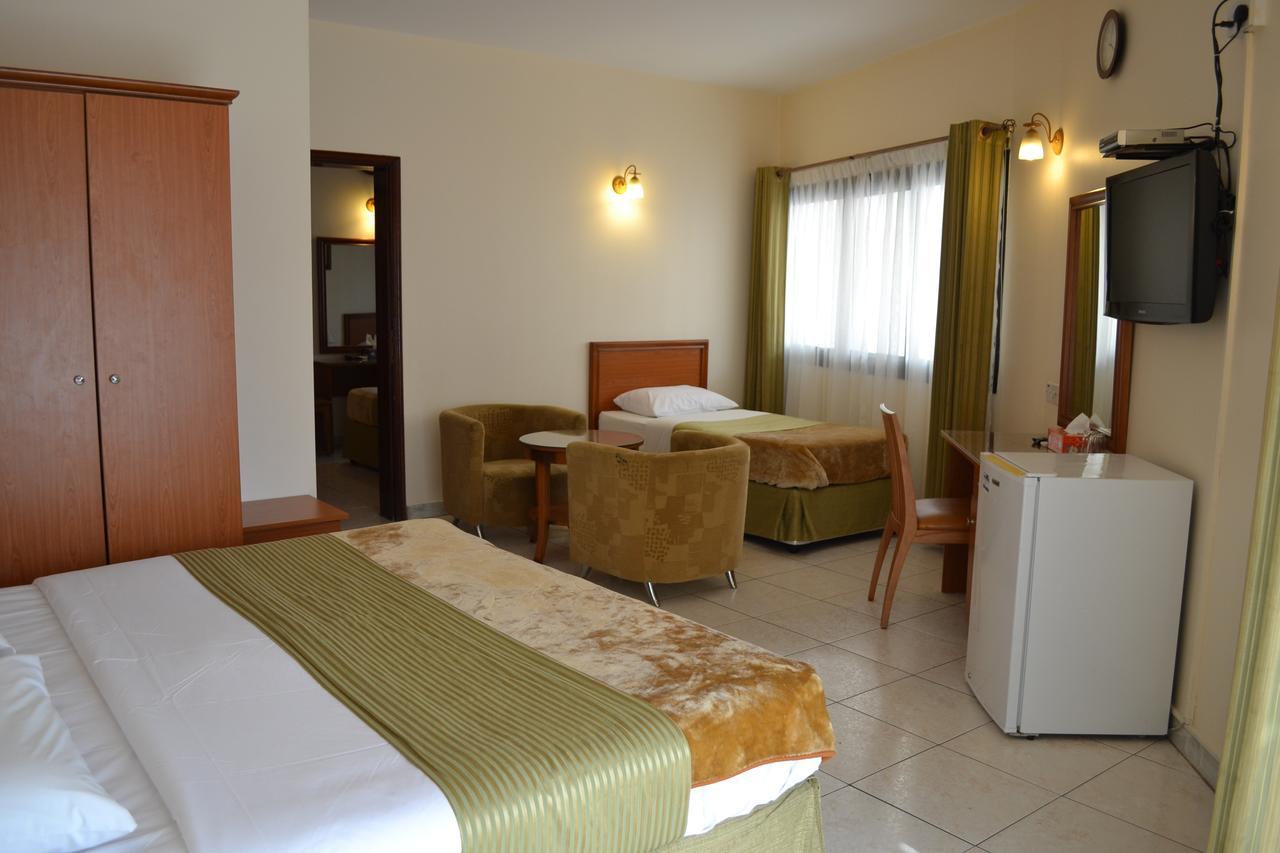 דובאי Tara Hotel Llc חדר תמונה